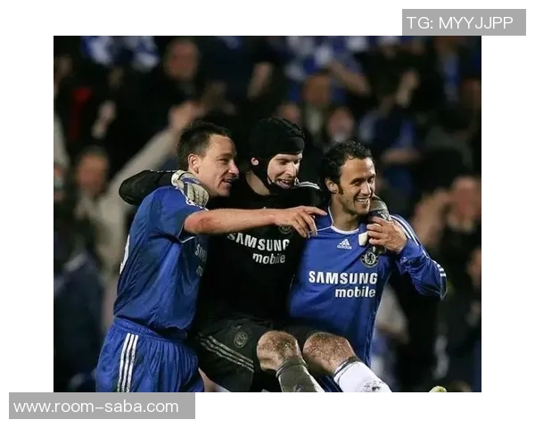 特里回忆穆里尼奥周日早晨让球队与孩子们团聚的温馨时刻